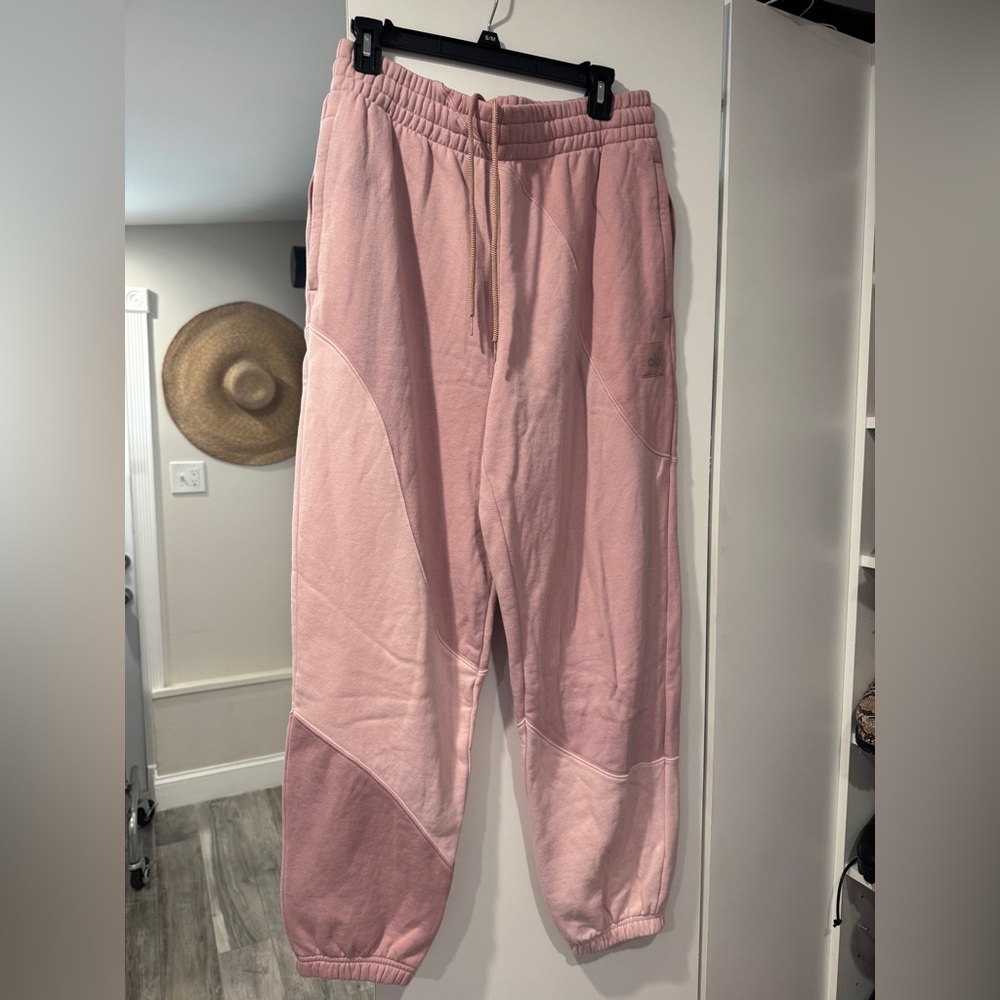 Alo Yoga Make Waves Hoodie and Sweatpant Set Sunset Pink Tonal - Picture 6 of 9